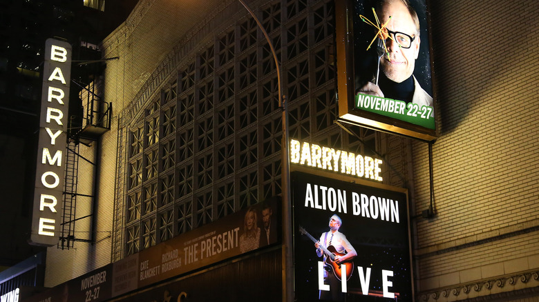 The marquis at an Alton Brown Live event