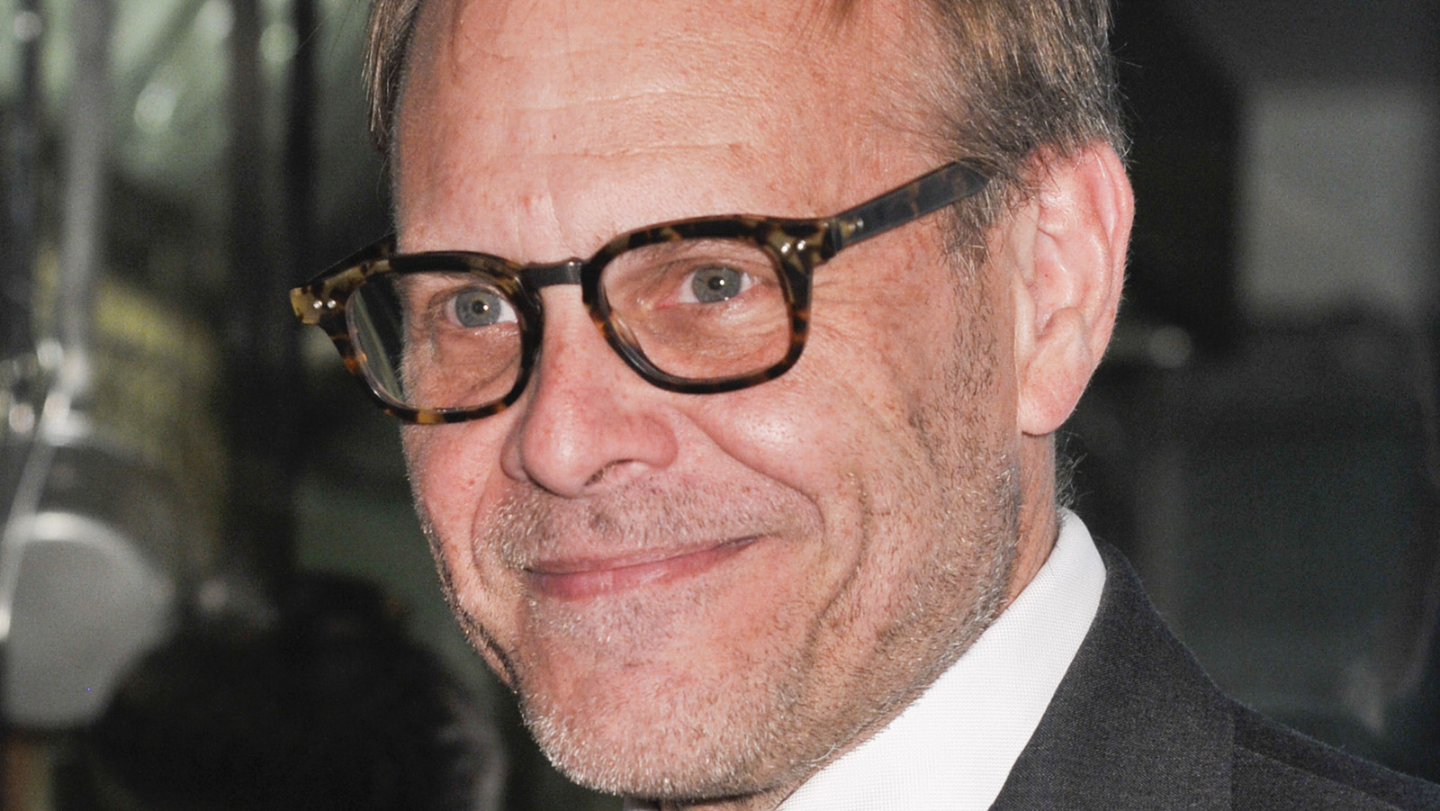 Alton Brown's Reaction To His Celebrity Treatment Has Twitter Divided