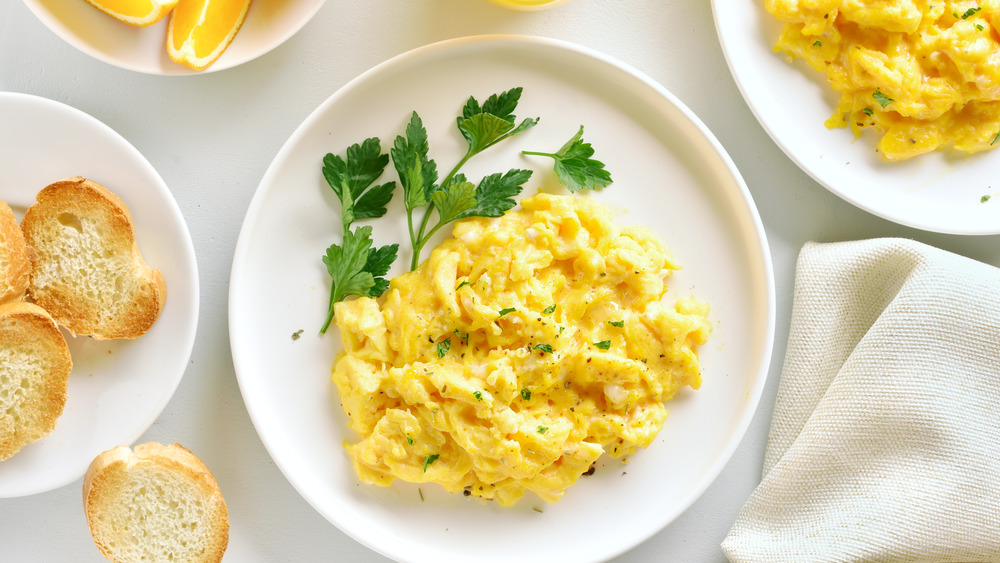 Scrambled eggs breakfast