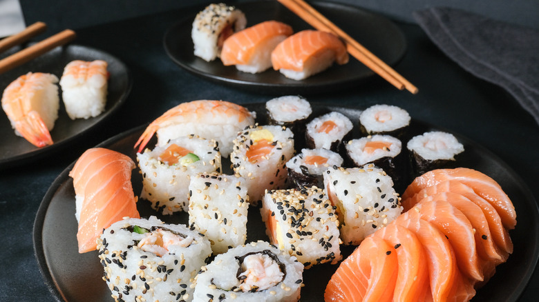 Sushi platter