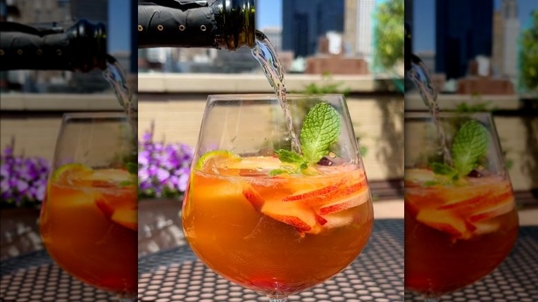 peach sangria spritz