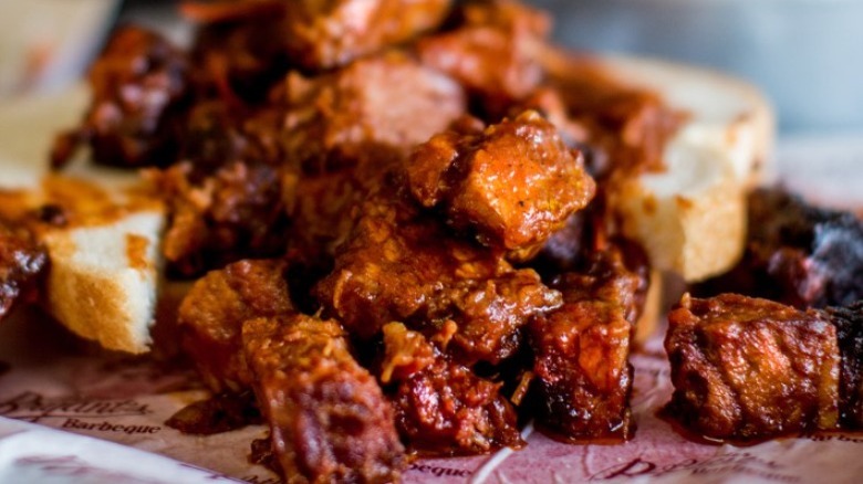 Arthur Bryant's burnt ends with white bread