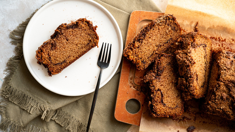 cinnamon bread slices to serve