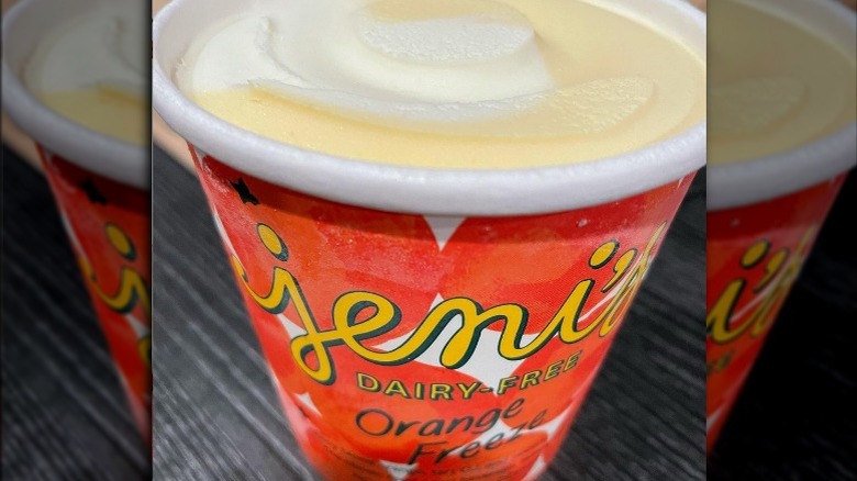 Jeni's Splendid's Orange Freeze ice cream