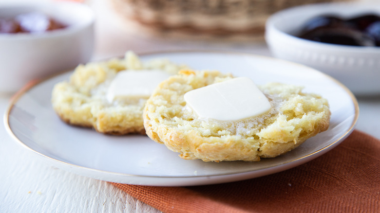 biscuits with butter 