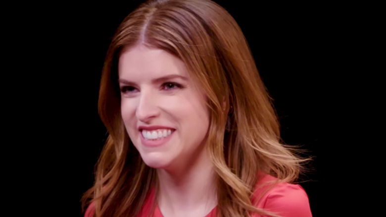 Anna Kendrick smiling on Hot Ones