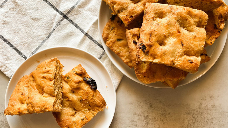 focaccia pieces on plate