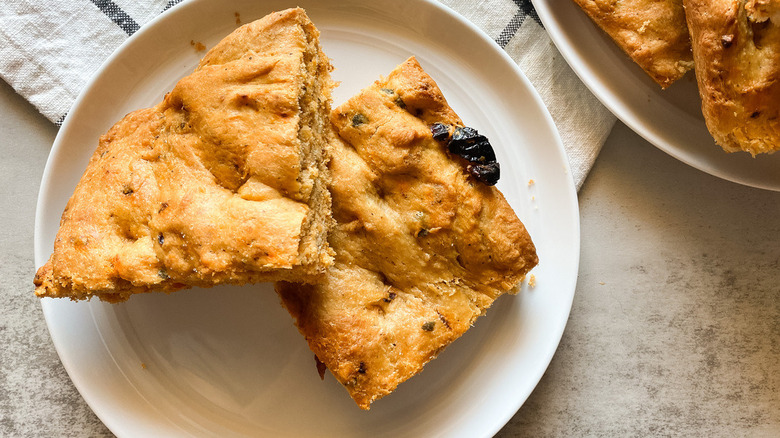 pieces of focaccia on plate