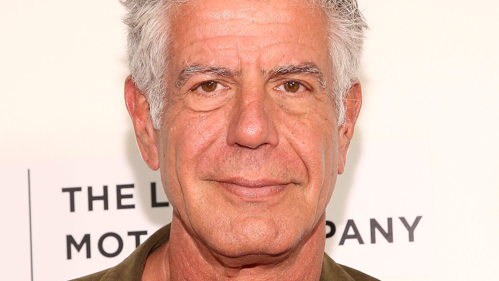 Anthony Bourdain Posted Anonymously To This Subreddit For Years   L Intro 1642709031 