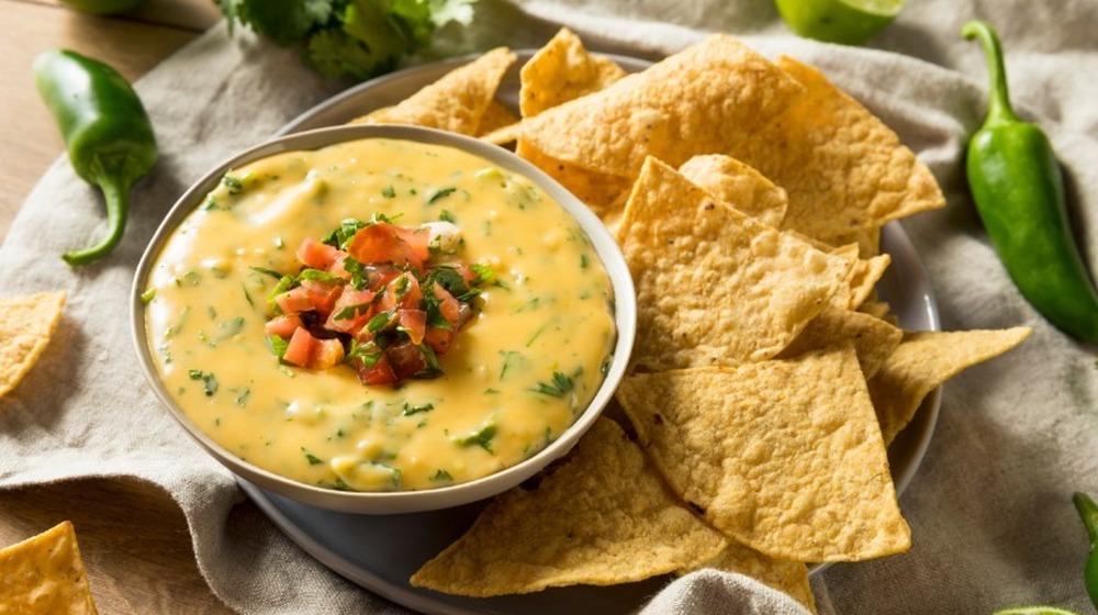 Chips and cheese queso dip 