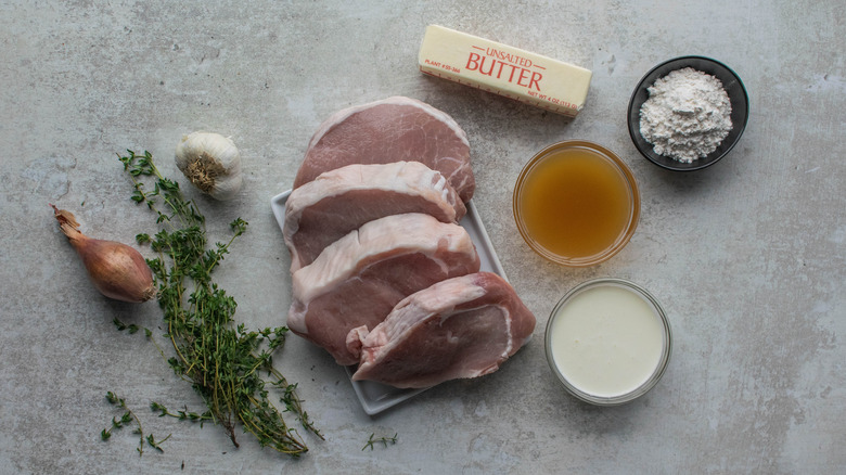 apple cider pork chops ingredients