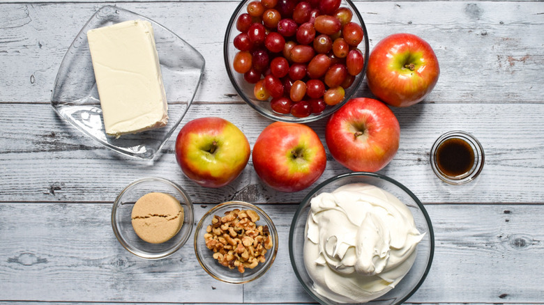 ingredients for apple dessert salad