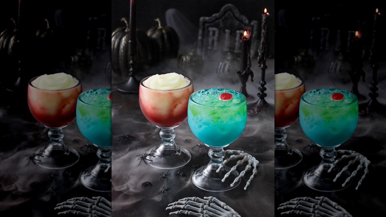 Applebee's Halloween drinks