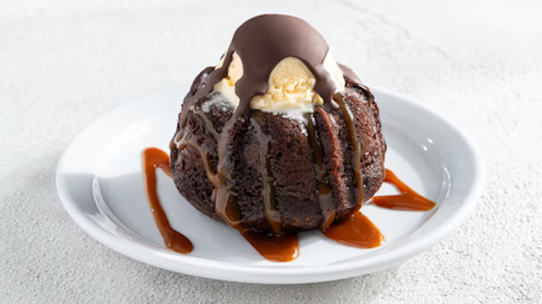 Chili's mini lava cake 