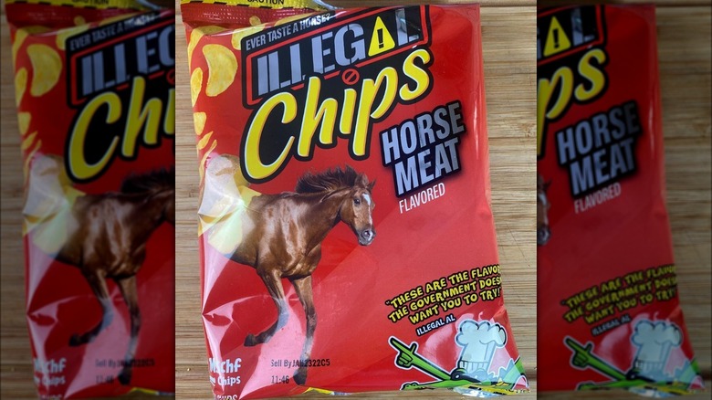 Red horse chips