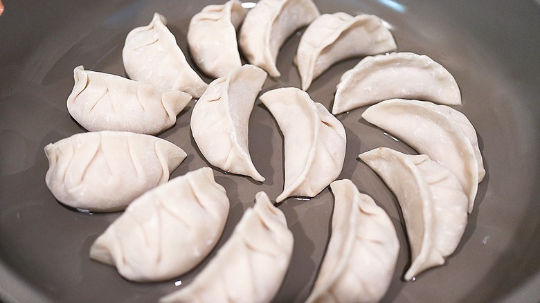 Fried Pork Gyoza cooking 