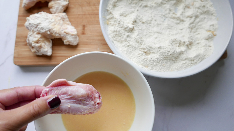 Nashville Hot Chicken Recipe bowl with flour mix 