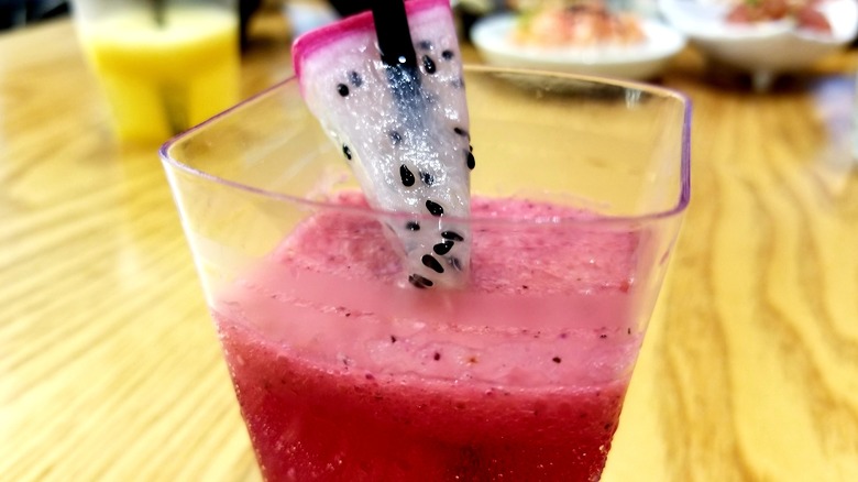 dragon fruit smoothie