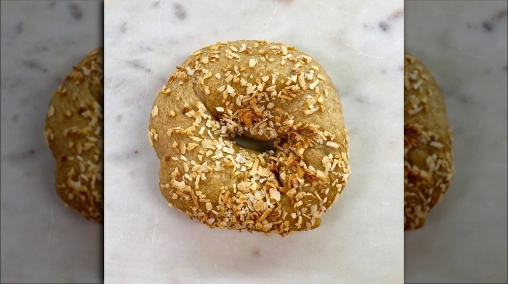 Onion bagel