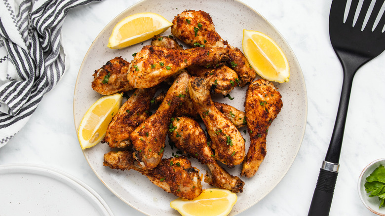 baked chicken legs with lemon 