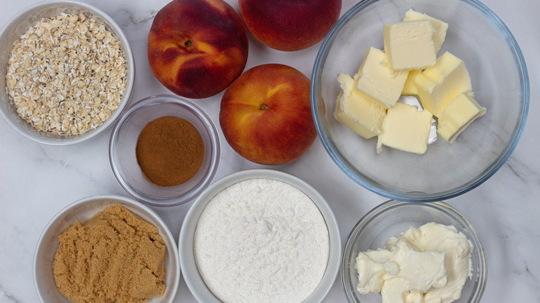 baked peaches with crumble ingredients