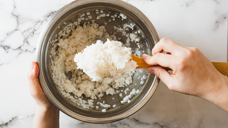 sushi rice in bowl