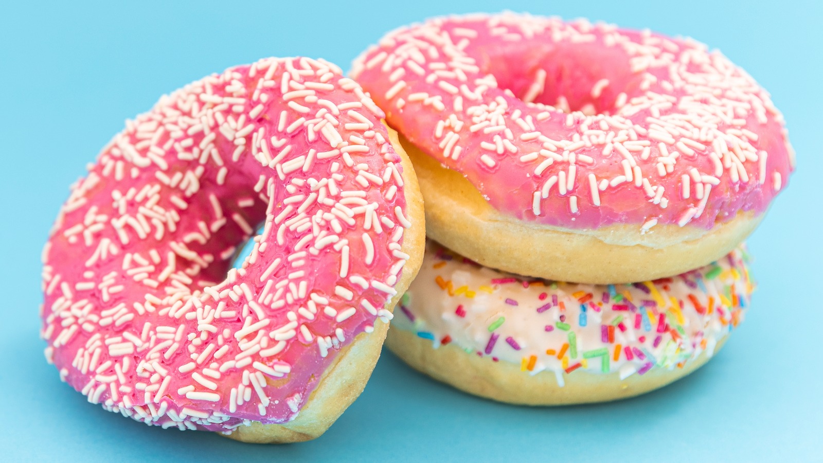 Bakery Allegedly Tries To Pass Dunkin' Donut Off As Vegan