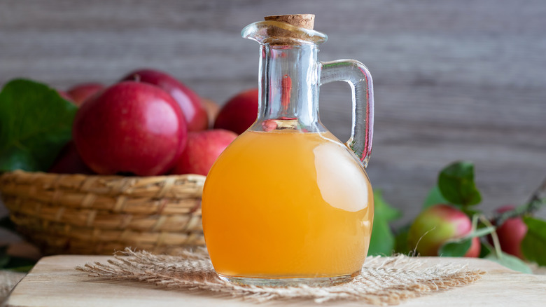 raw apple cider vinegar