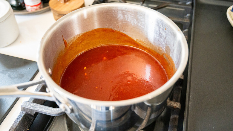 barbecue sauce in metal pan