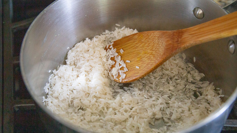 rice in a saucepan 