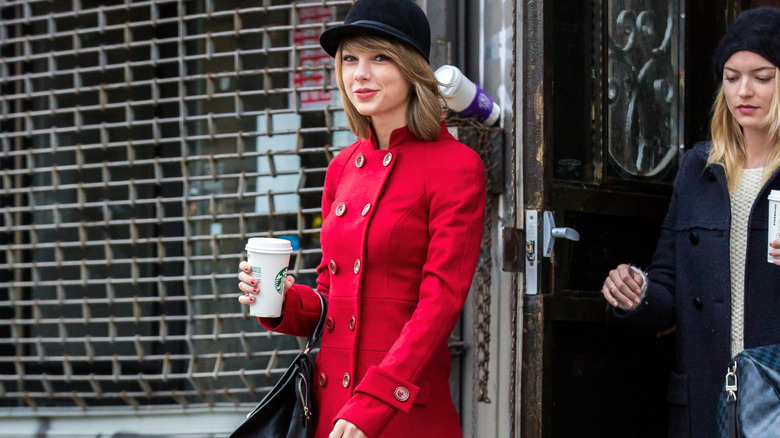 Taylor Swift with Starbucks drink