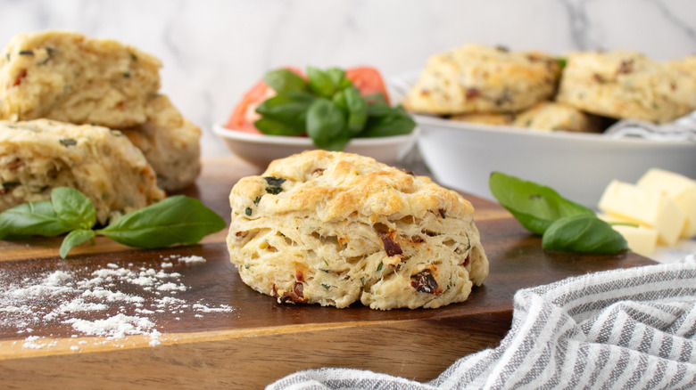 basil tomato biscuit closeup