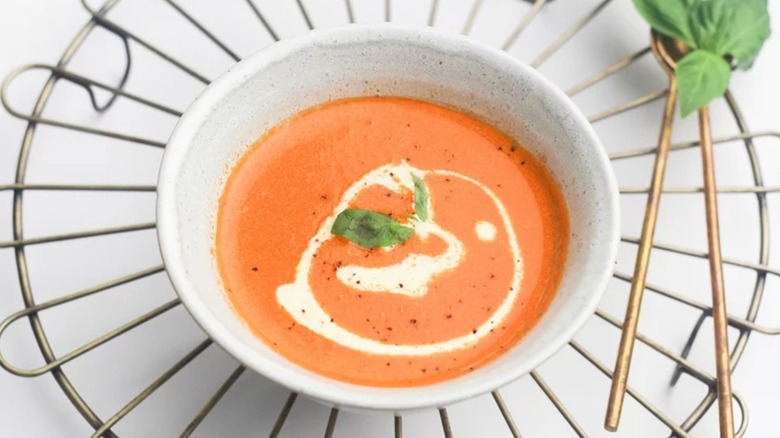 tomato soup in bowl