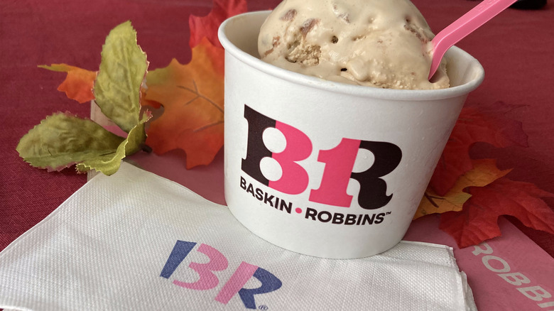 Baskin-Robbins Apple Cider Donut ice cream