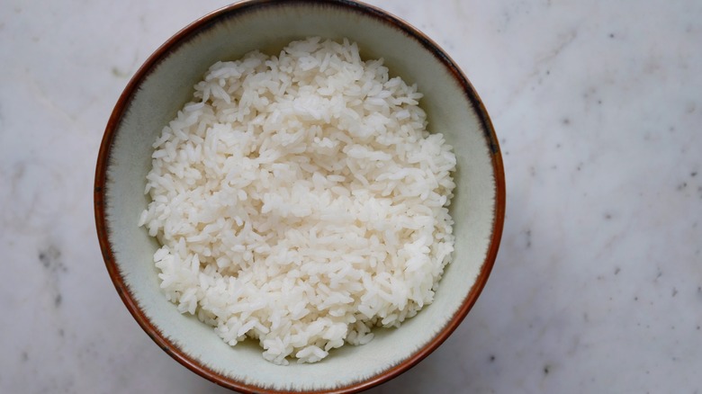 bowl of white rice in bowl