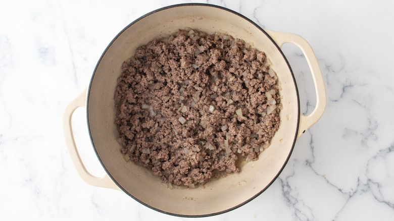 ground beef in white pot