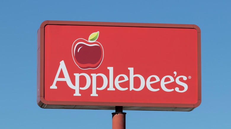 An Applebees location