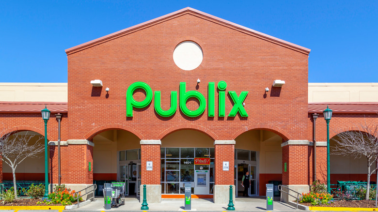 Publix storefront