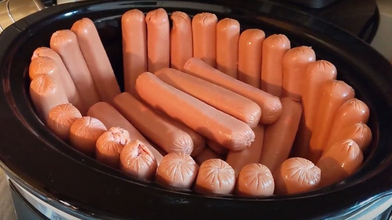 many hot dogs in crockpot 