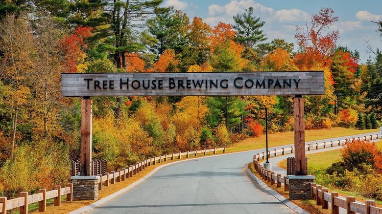 Tree House Brewing Company entrance in autumn