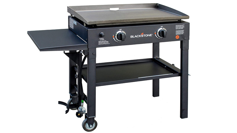 Blackstone 2-burner flat-top grill