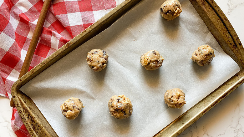 Unbaked hermit cookies in pan