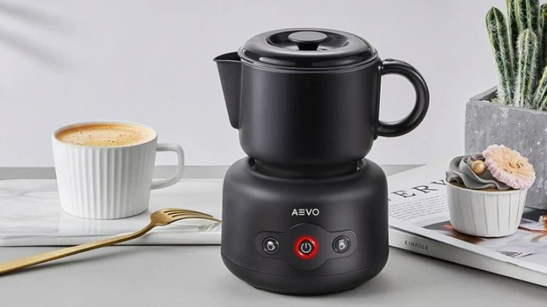 AEVO automatic mik frother