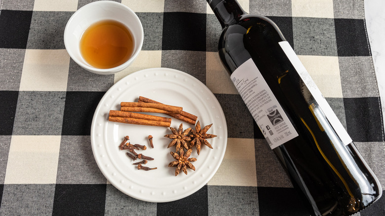 ingredients for mulled wine