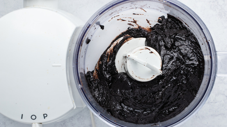 oreo mix in food processor