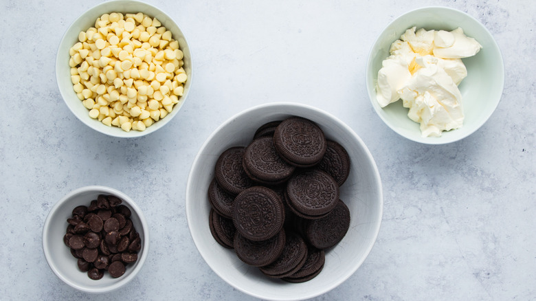 ingredients for oreo cake pops