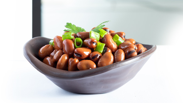 A bowl of fava beans