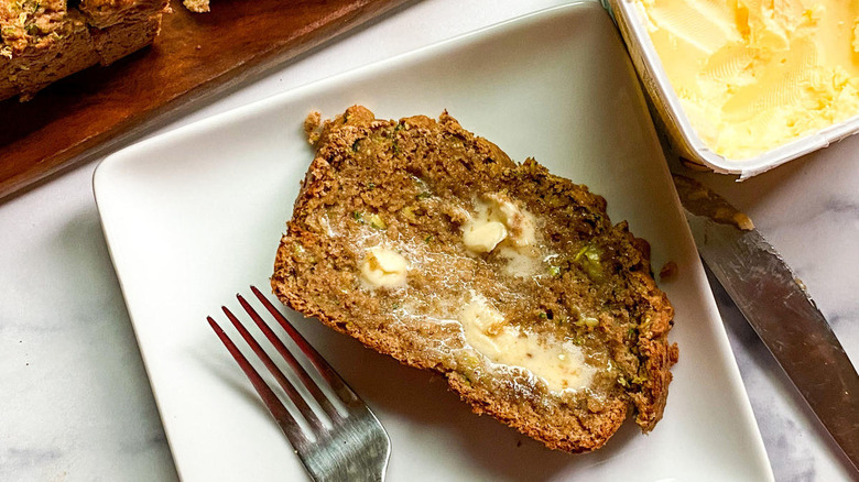 Zucchini banana bread with butter