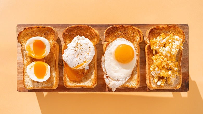 Eggs on toast