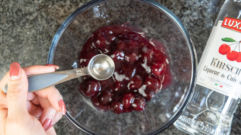 cherry pie filling in bowl